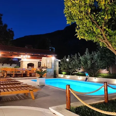 Amazing With New Private Pool,sauna,bbq Apartman Žrnovnica